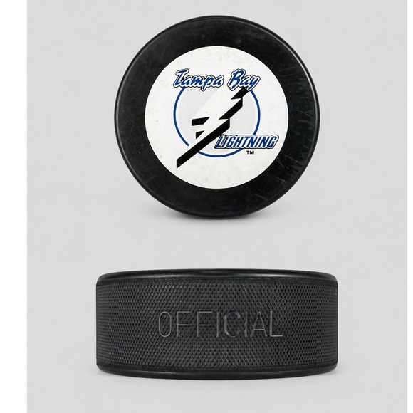 In Glas Co Corp. Ltd Other - Vintage Tampa Bay Lightning NHL Official Hockey Puck In Glas Co Made in Czech